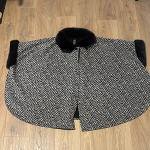 E Studio Ladies Chevron Patterned Cape with Black Faux Fur Trim